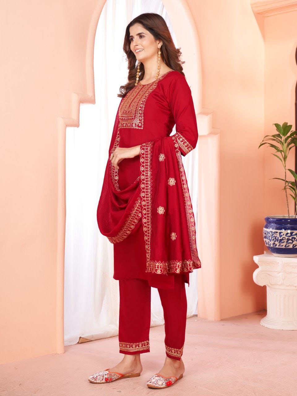 Women's Trendy & Beautiful Kurti with Bottom and Dupatta