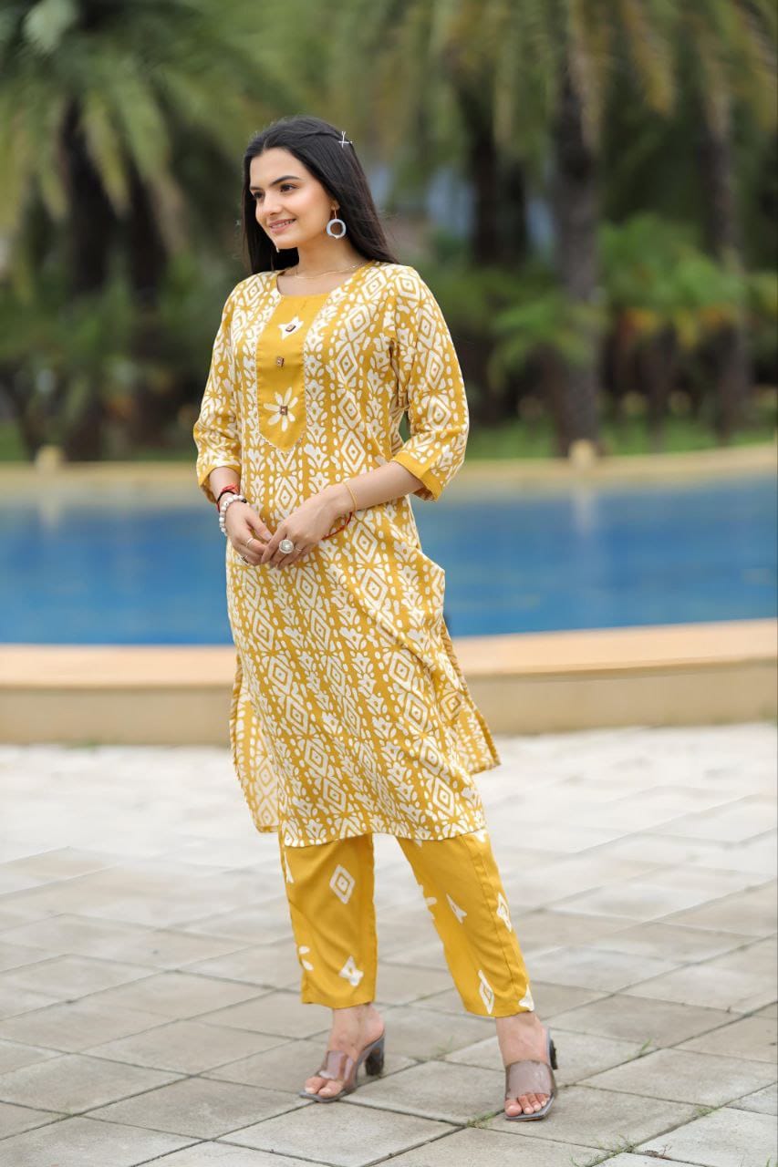 Women's Beautiful Kurti