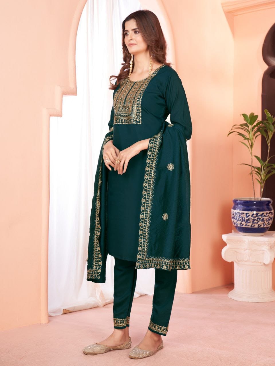 Women's Trendy & Beautiful Kurti with Bottom and Dupatta